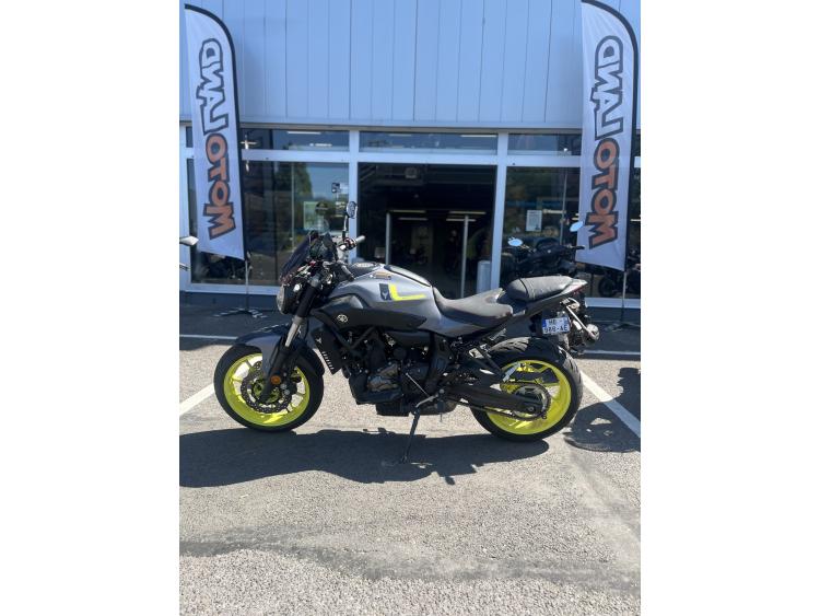 YAMAHA MT-07 (47.5CV)