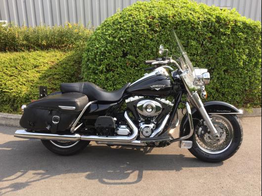 HARLEY-DAVIDSON TOURING ROAD KING 1690
