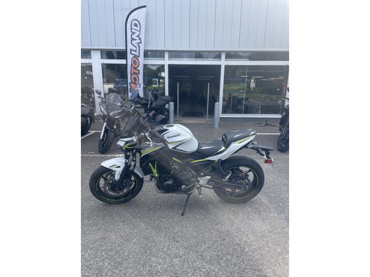 KAWASAKI Z650 