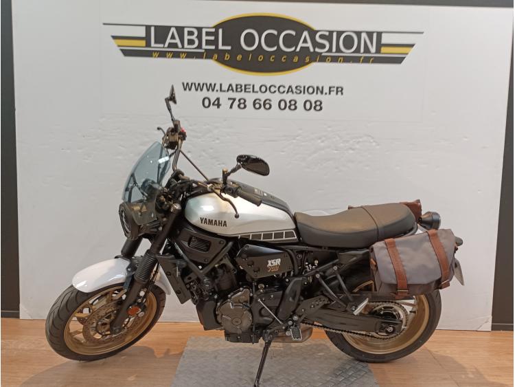 YAMAHA XSR 700