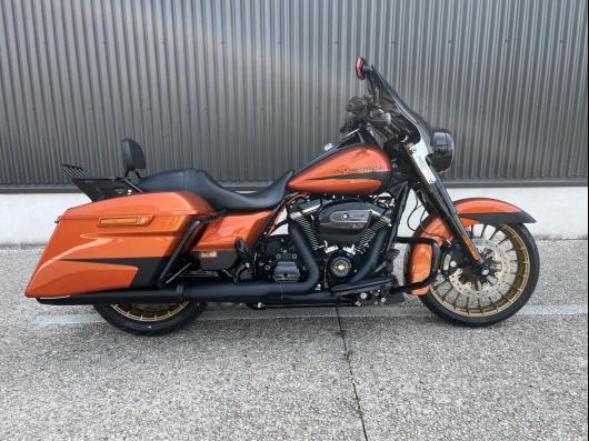 HARLEY-DAVIDSON TOURING ROAD KING 1868 SPECIAL