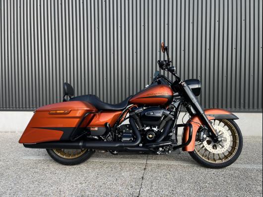 HARLEY-DAVIDSON TOURING ROAD KING 1868 SPECIAL