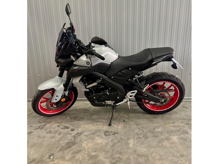 YAMAHA MT-125 ABS