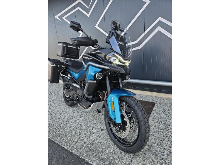 CF MOTO MT 800 ES Dispo en bleu ou blanc