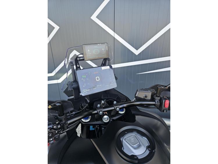 CF MOTO MT 800 ES Dispo en bleu ou blanc
