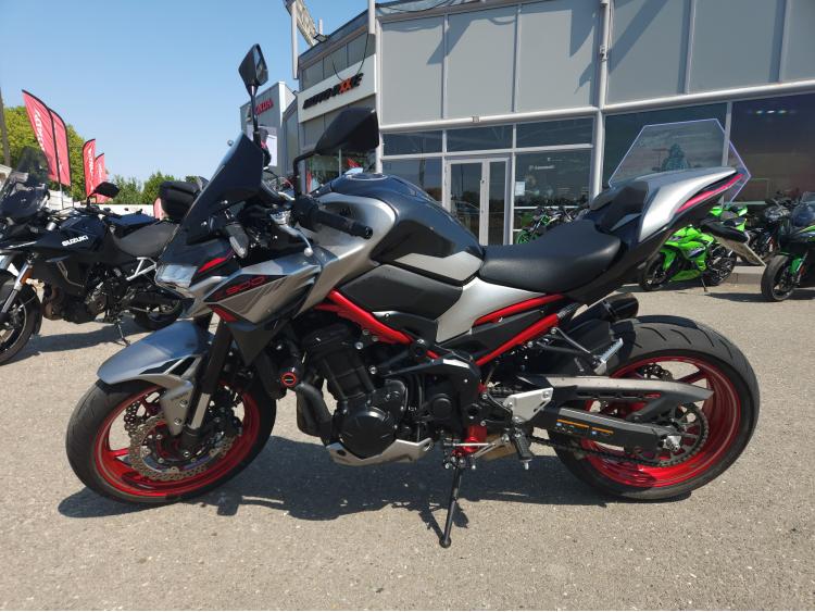 KAWASAKI Z 900