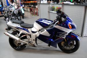 Photo du véhicule SUZUKI