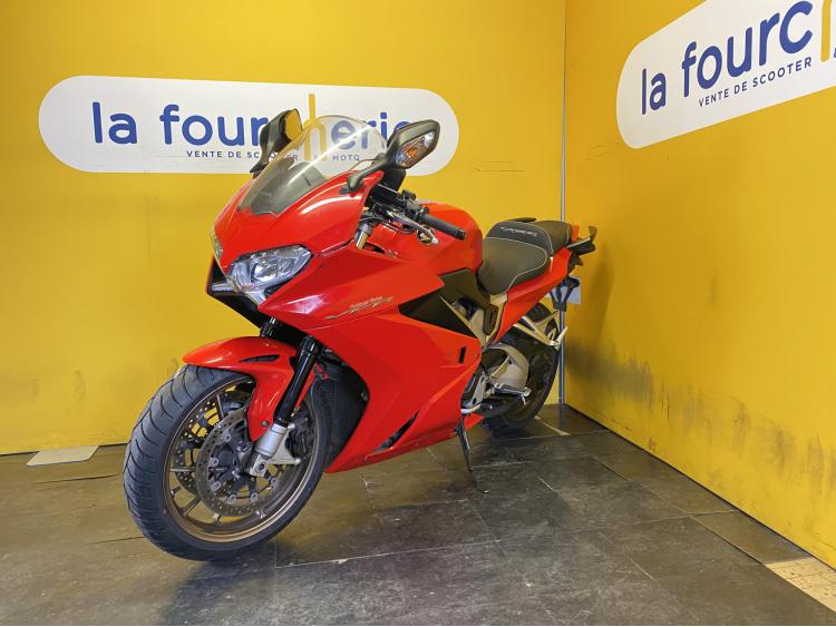 HONDA VFR 800 F / VFR 800