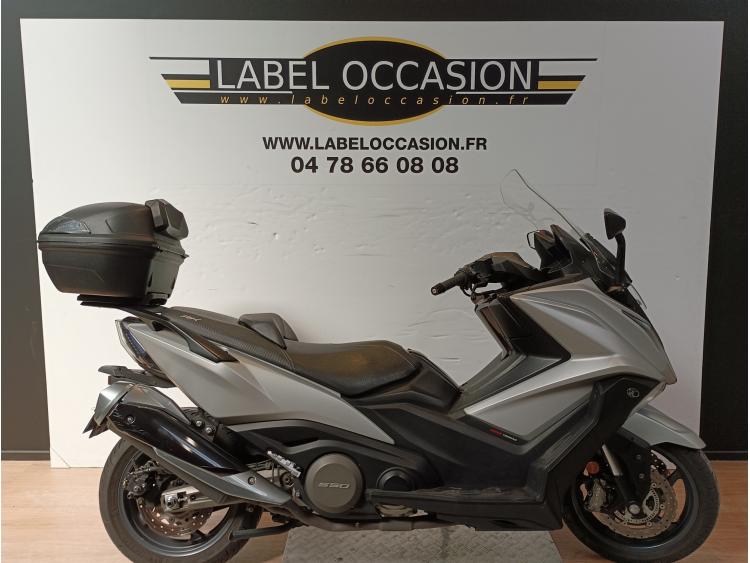 KYMCO AK 550