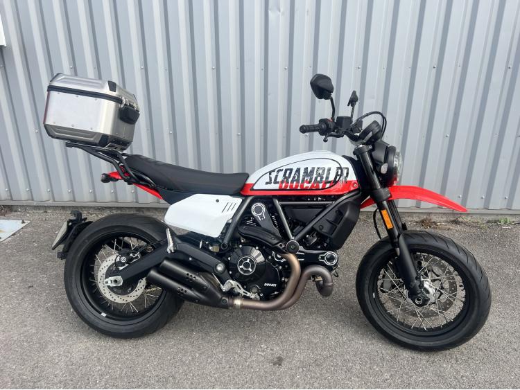DUCATI SCRAMBLER UBRAN MOTARD (A partir de 99€/mois)