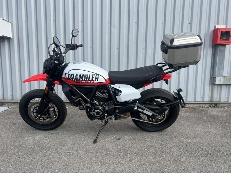 DUCATI SCRAMBLER UBRAN MOTARD (A partir de 99€/mois)