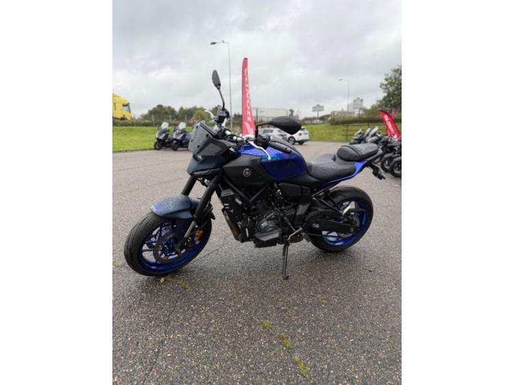 YAMAHA MT-07 (47.5CV)