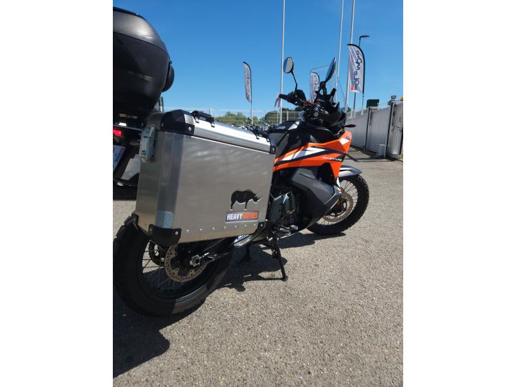 KTM 890 ADVENTURE