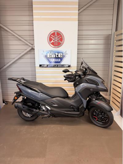 YAMAHA TRICITY 300
