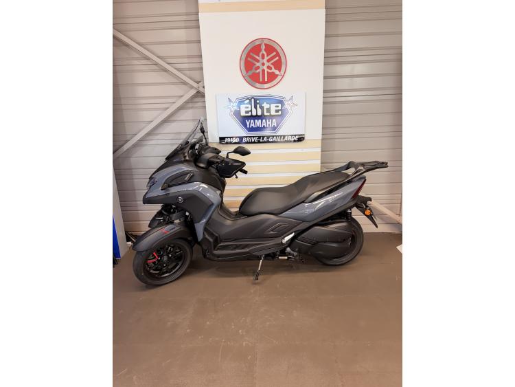 YAMAHA TRICITY 300