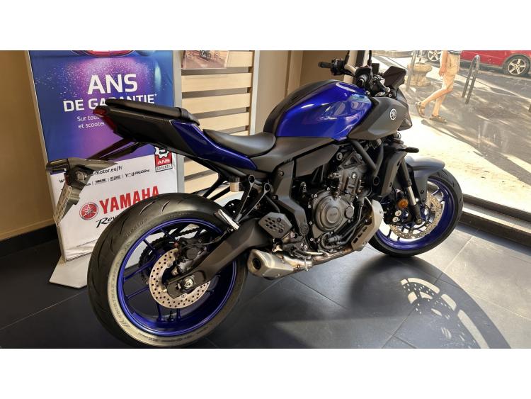 YAMAHA MT-07