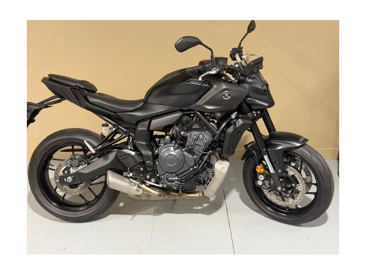 YAMAHA MT-07 (47.5CV)