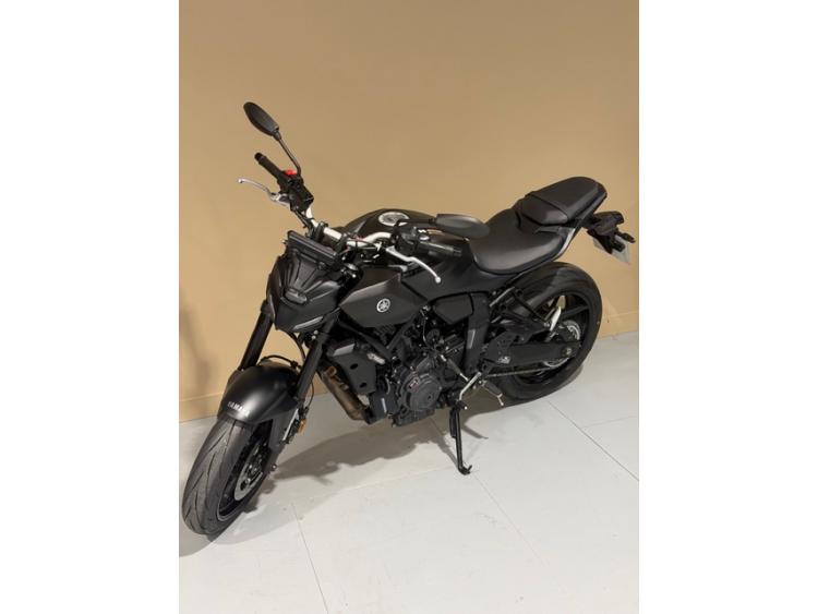 YAMAHA MT-07 (47.5CV)