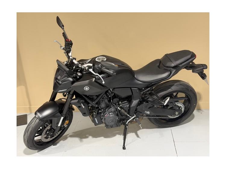 YAMAHA MT-07 (47.5CV)