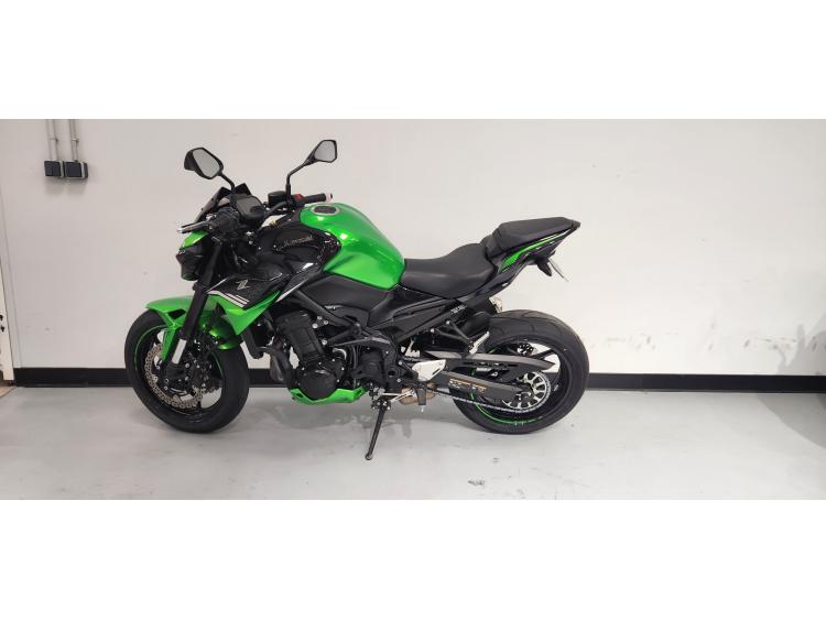 KAWASAKI Z 900