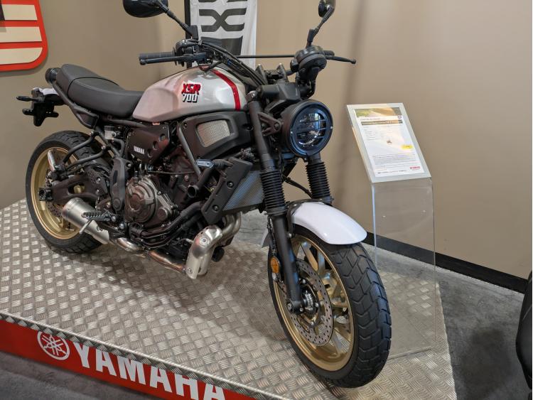 YAMAHA XSR 700 XTRIBUTE