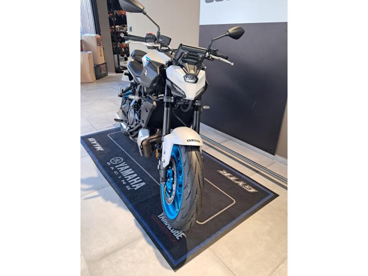 YAMAHA MT-07 (47.5CV)