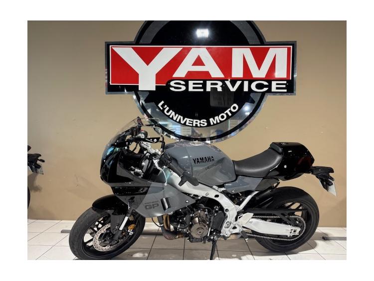 YAMAHA XSR 900 GP