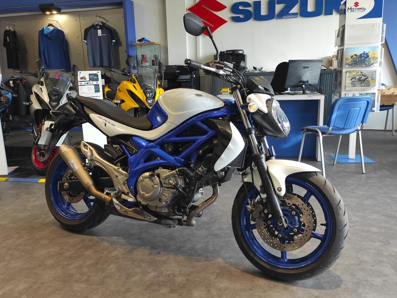 SUZUKI GLADIUS 650