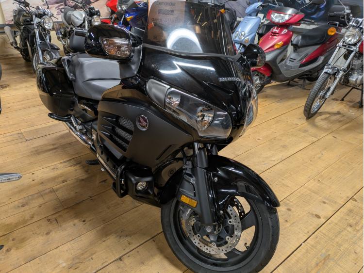 HONDA GOLDWING 1800 BAGGER