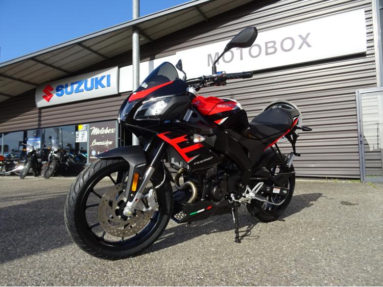 APRILIA TUONO 125 ABS