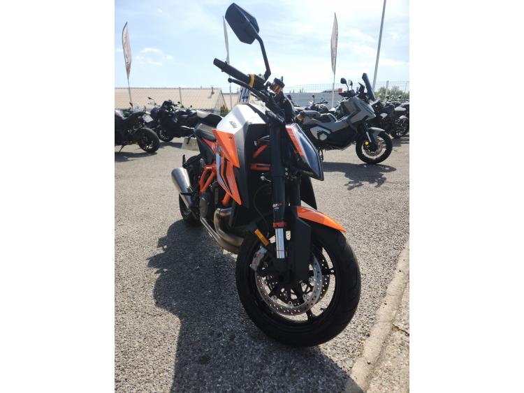 KTM 1290 SUPER DUKE R