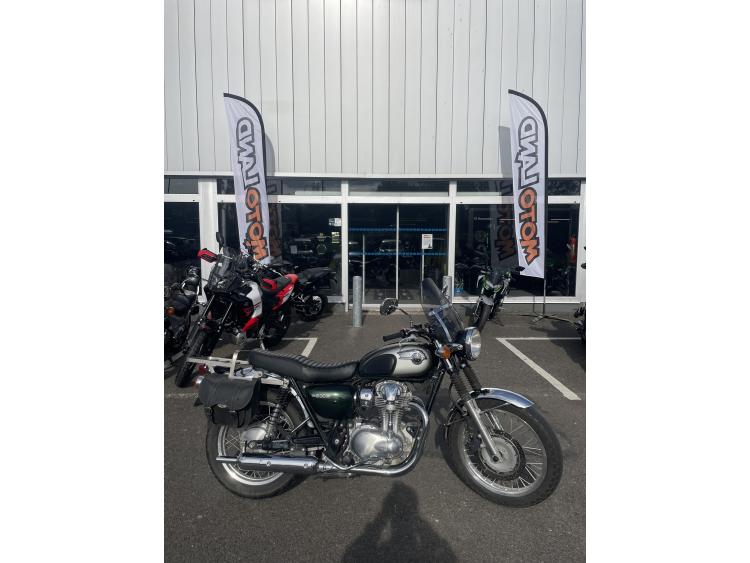 KAWASAKI W 800