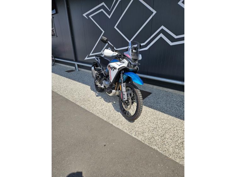 CF MOTO 450MT Dispo Noir/Gris ou Bleu/Blanc