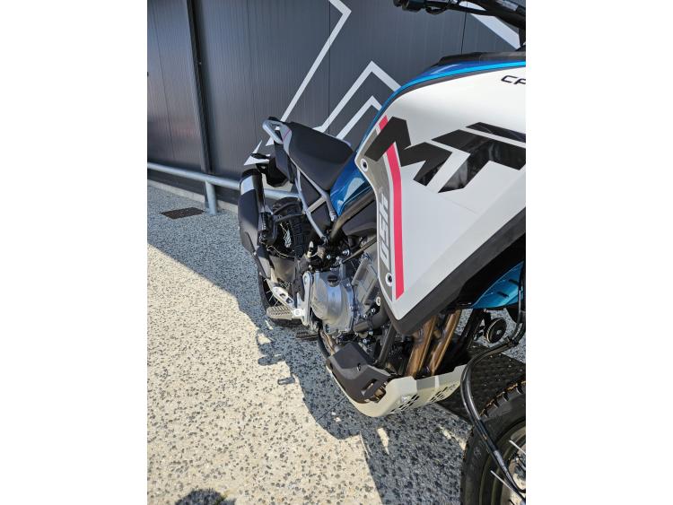CF MOTO 450MT Dispo Noir/Gris ou Bleu/Blanc