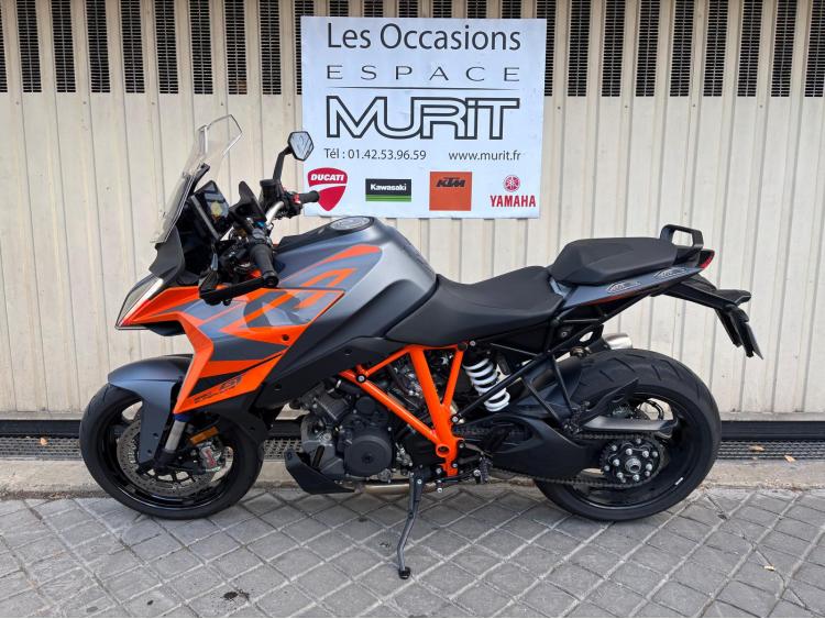 KTM 1290 SUPER DUKE GT TECH PACK 