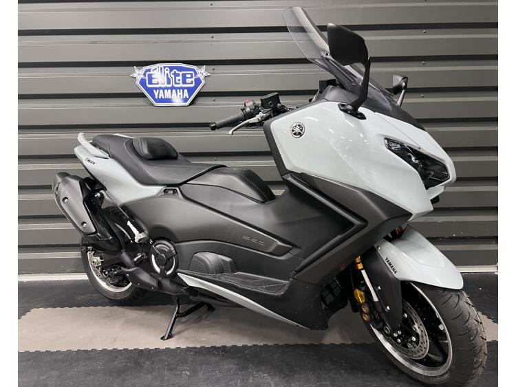 YAMAHA XP T-MAX 560 TECH MAX 2025 - Livraison 