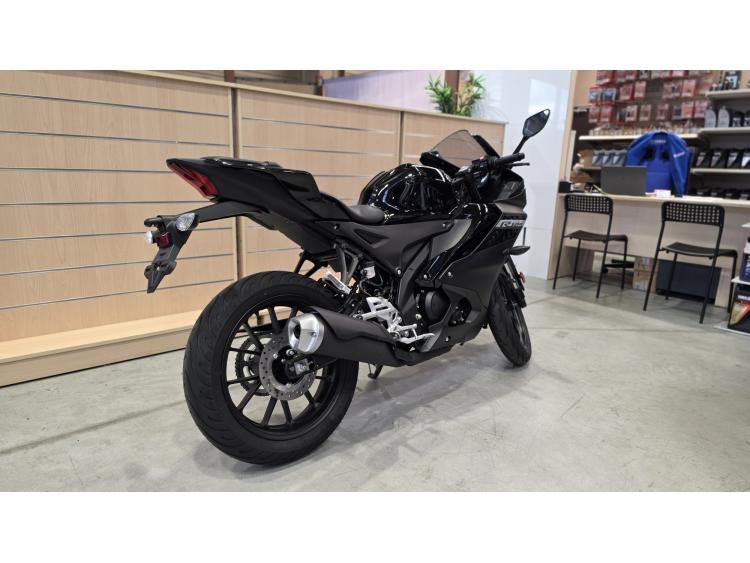 YAMAHA YZF-R 125
