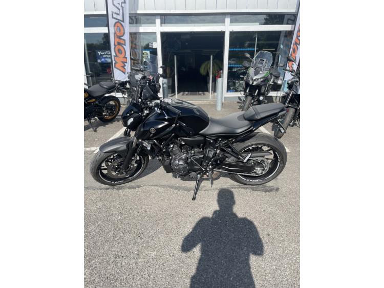 YAMAHA MT-07