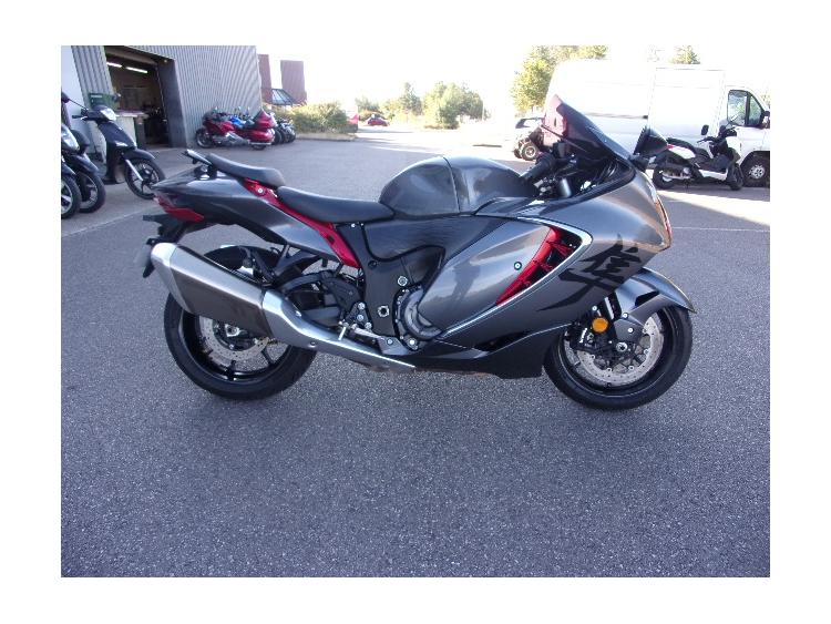 SUZUKI GSX-R 1340 HAYABUSA