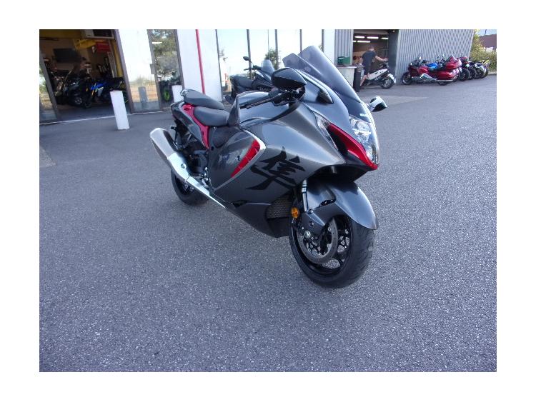 SUZUKI GSX-R 1340 HAYABUSA