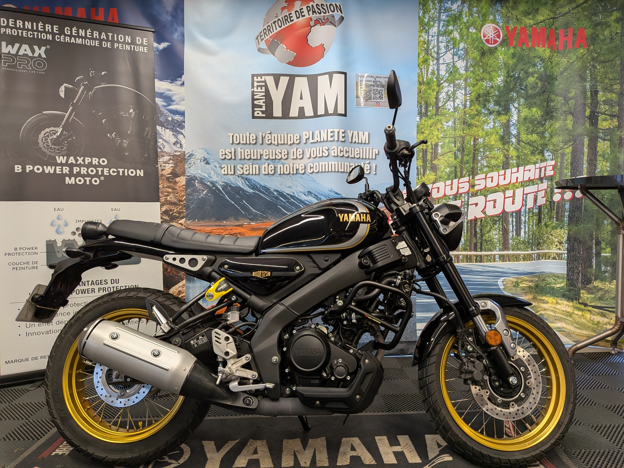YAMAHA XSR 125 Legacy