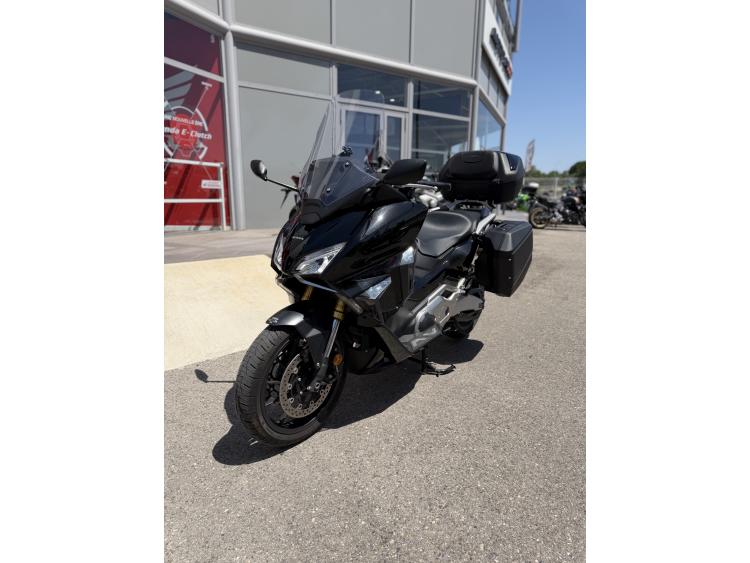 HONDA FORZA 750