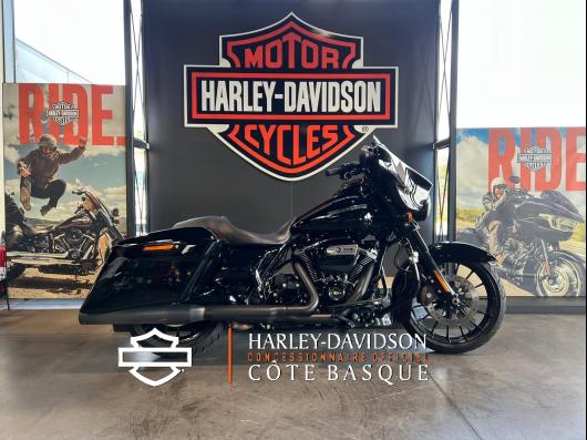 HARLEY-DAVIDSON TOURING STREET GLIDE 1868 SPECIAL