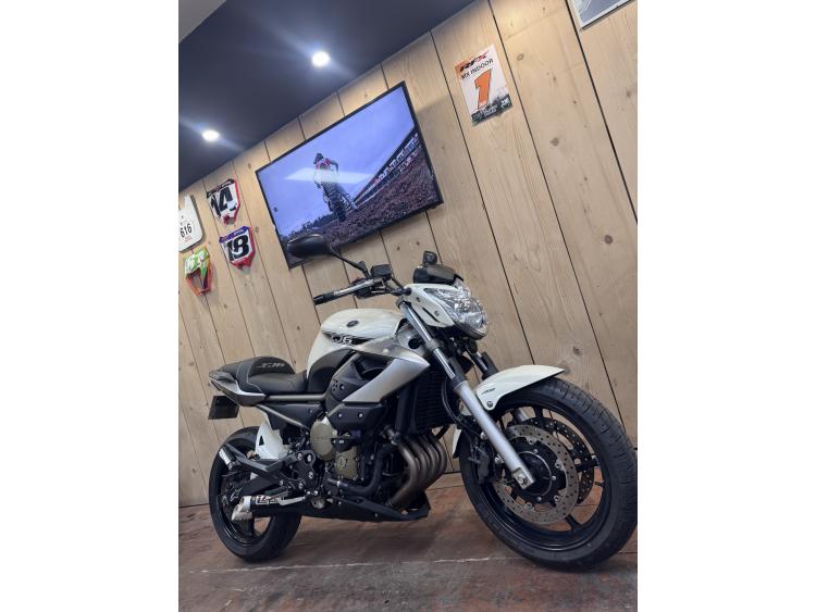 YAMAHA XJ6-N / GARANTIE 12 MOIS 