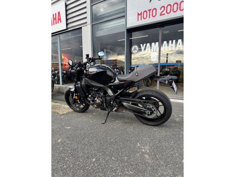 YAMAHA XSR 900