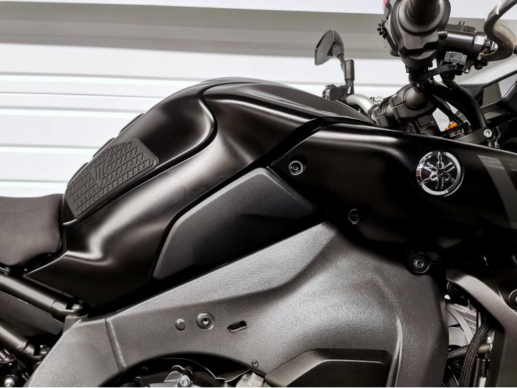 YAMAHA MT-10 MT10