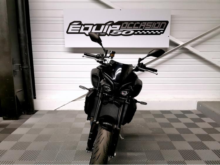 YAMAHA MT-10 MT10