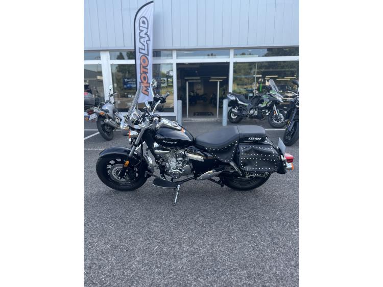 KEEWAY SUPERLIGHT 125 