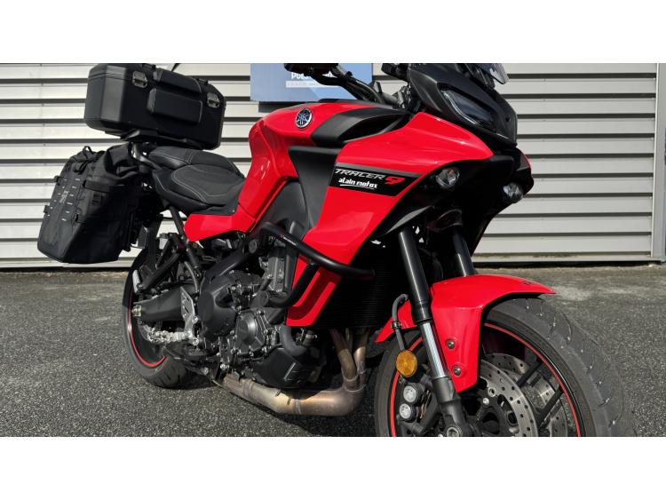 YAMAHA TRACER 9