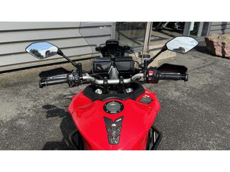 YAMAHA TRACER 9